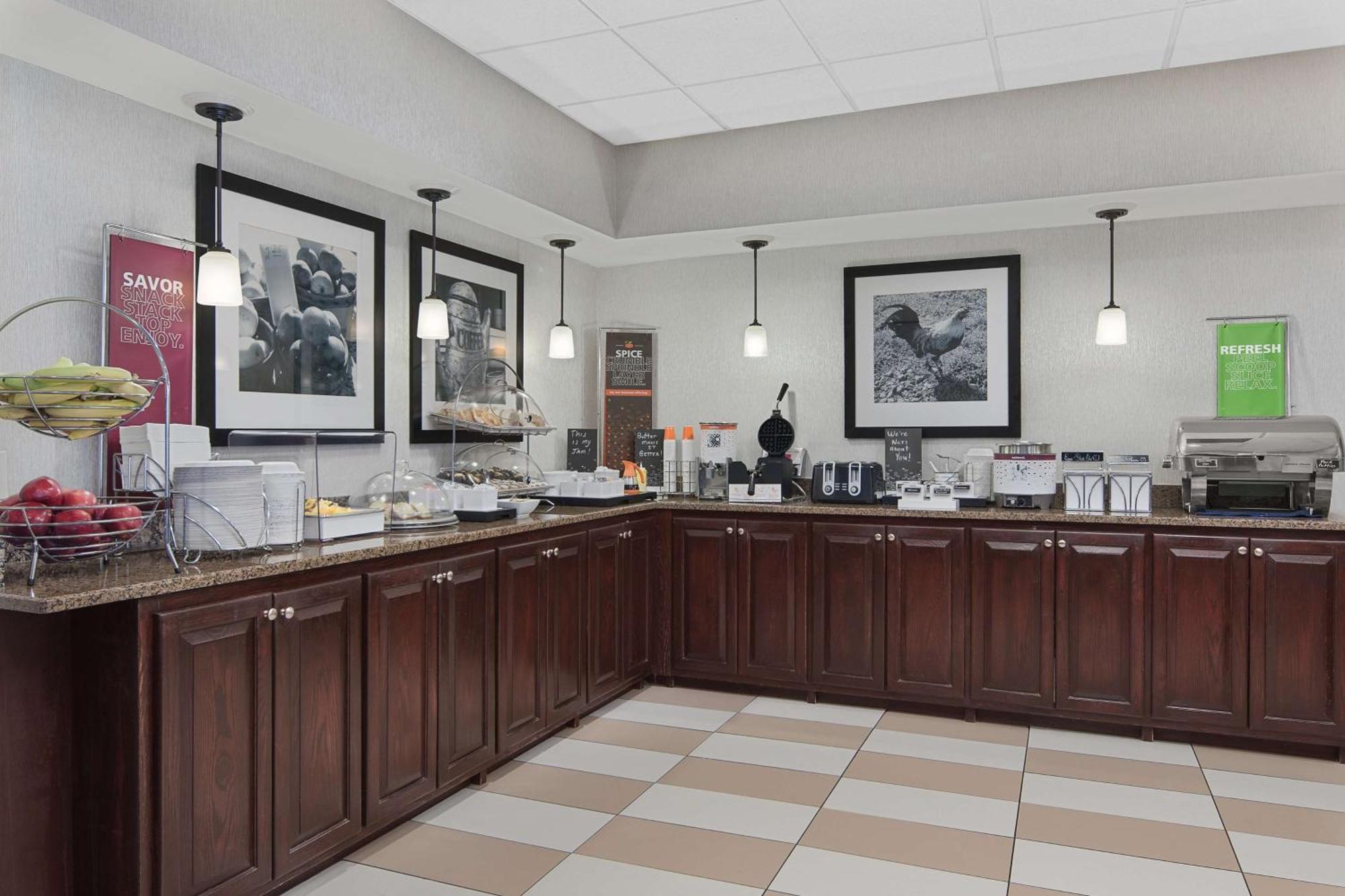 Hampton Inn Lagrange Near Callaway Gardens Exteriör bild